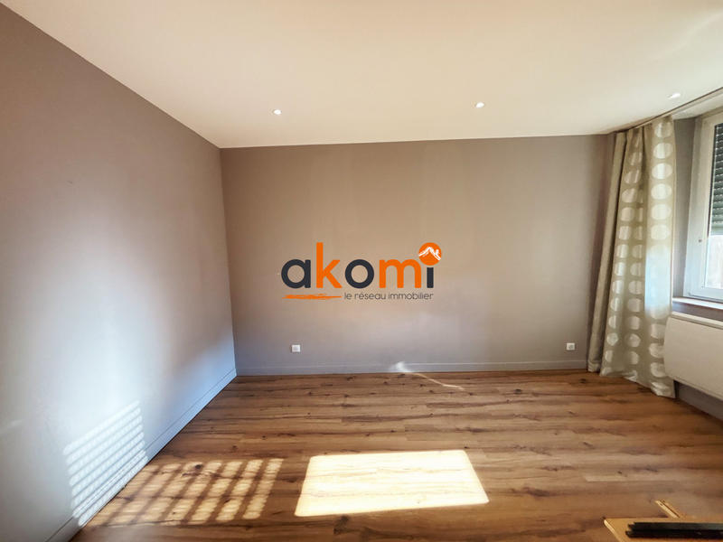 Appartement - 80 m² - 3 pièces