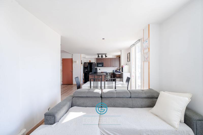 Appartement - 65 m² - 3 pièces