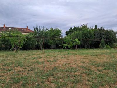 Terrain constructible - 859 m²