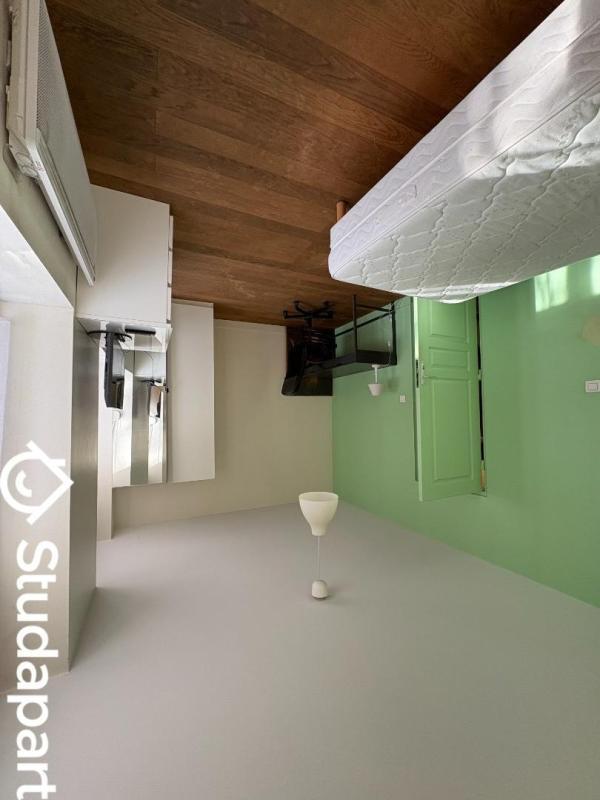 Chambre - 13 m² - 1 pièce