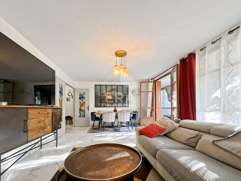 Appartement - 106 m² - 4 pièces