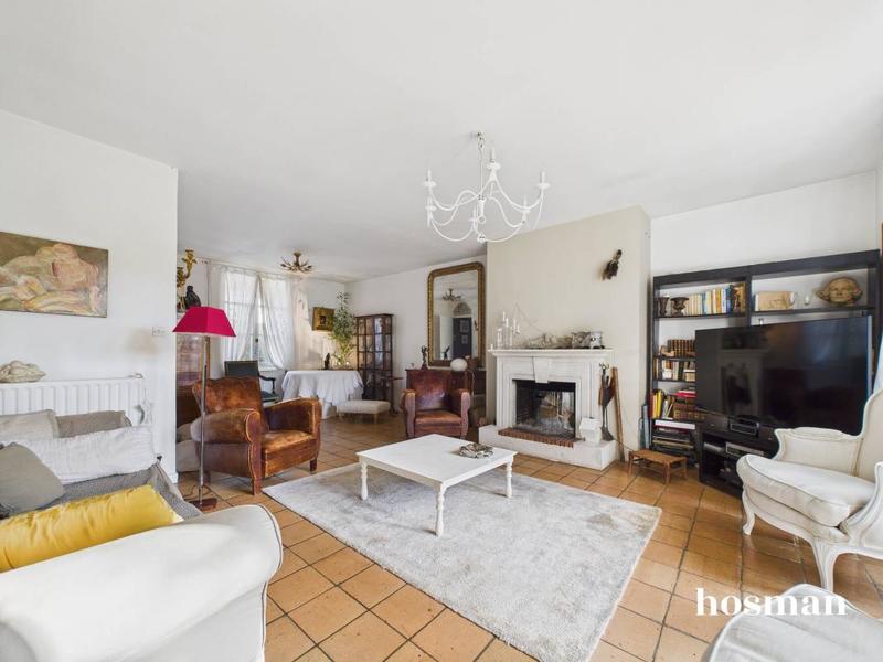 Maison - 166 m² - 8 pièces