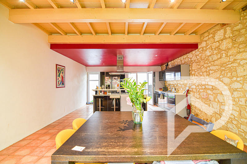 Maison - 147 m² - 6 pièces