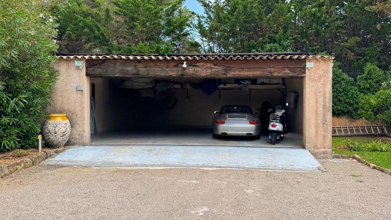 Maison - 278 m² - 7 pièces