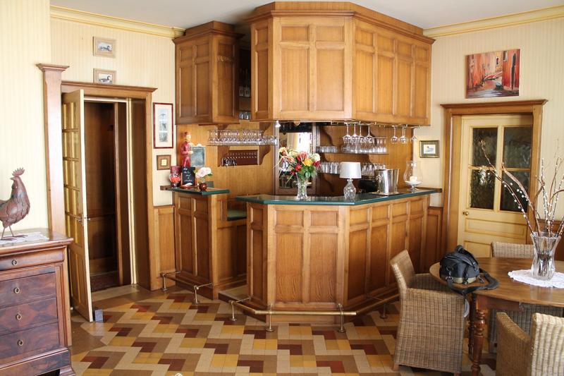 Maison - 271 m² - 7 pièces