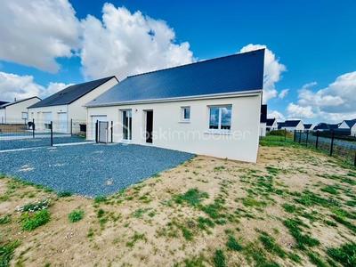 Maison - 85 m² - 5 pièces