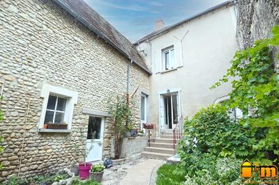 Maison de village - 110 m² - 4 pièces