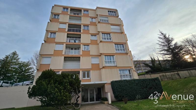 Appartement - 86 m² - 4 pièces