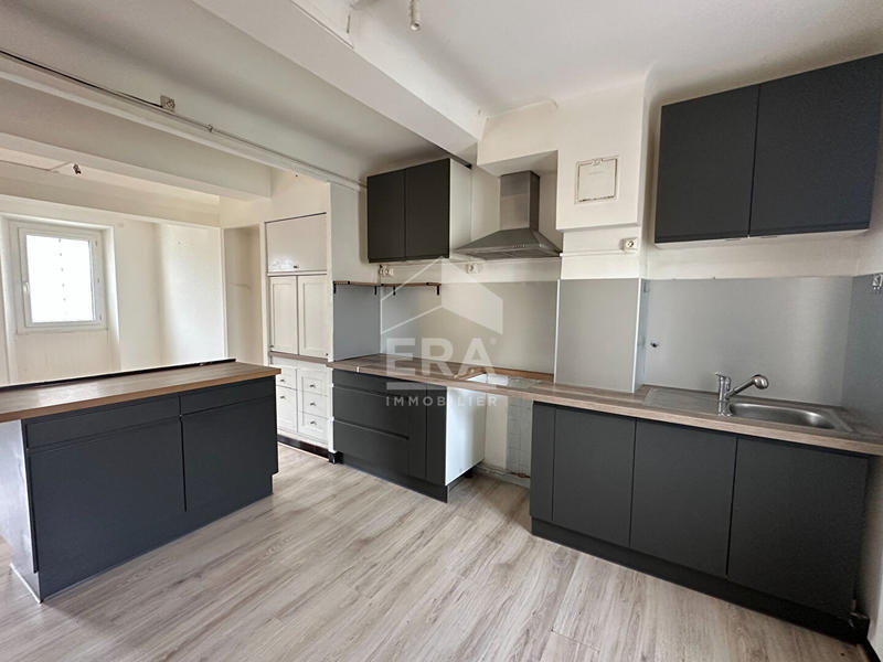 Appartement - 111 m² - 4 pièces