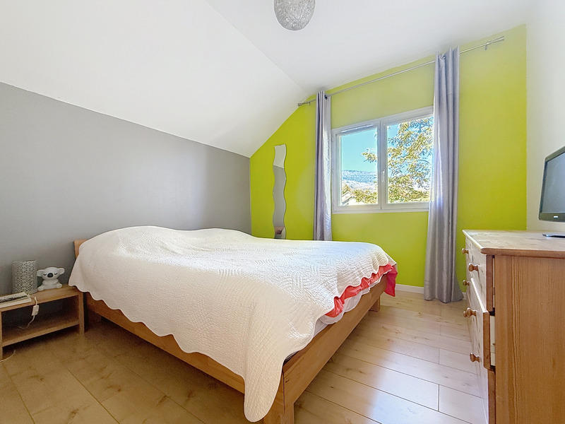 Maison - 152 m² - 6 pièces