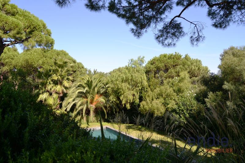 Maison - 320 m² - 6 pièces