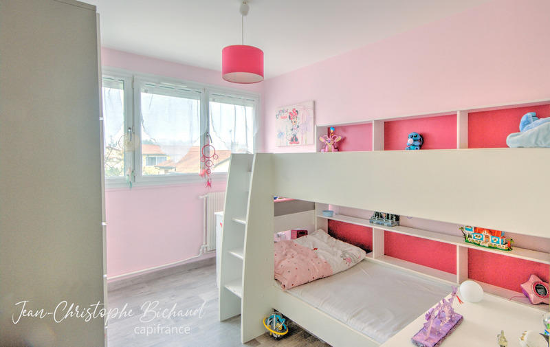 Appartement - 93 m² - 4 pièces