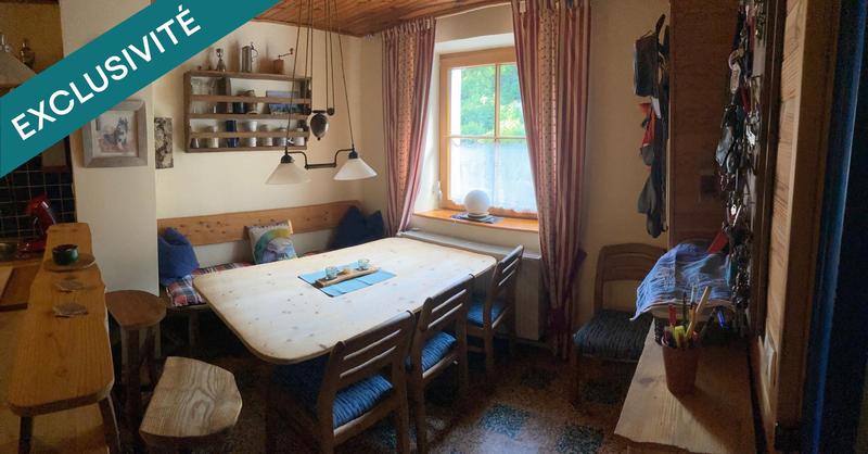 Maison - 207 m² - 9 pièces