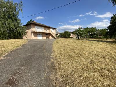 Maison - 95 m² - 3 pièces