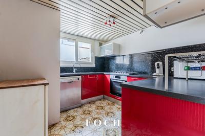 Maison - 107 m² - 5 pièces