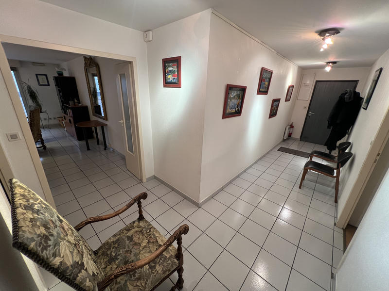 Appartement - 98 m² - 3 pièces