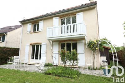 Maison - 145 m² - 7 pièces