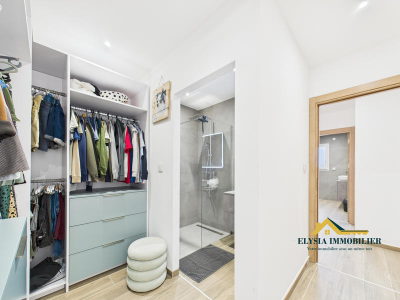 Maison - 160 m² - 6 pièces