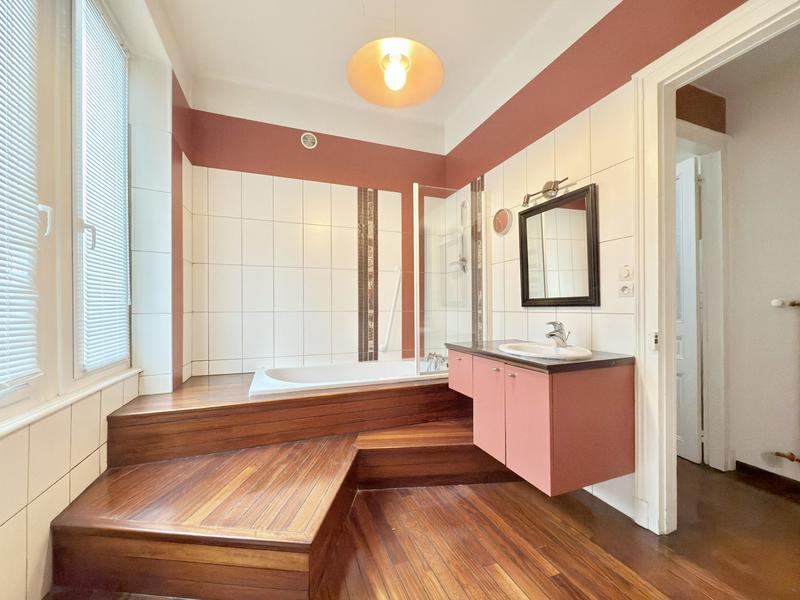 Appartement - 105 m² - 3 pièces