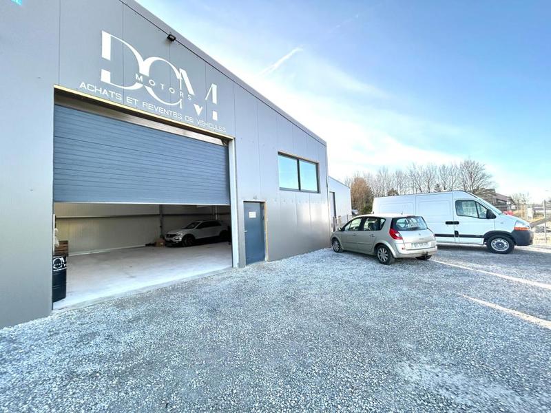 Local commercial - 125 m² - 3 pièces