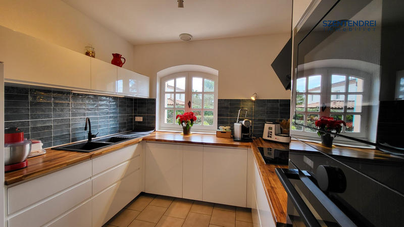 Villa - 410 m² - 15 pièces