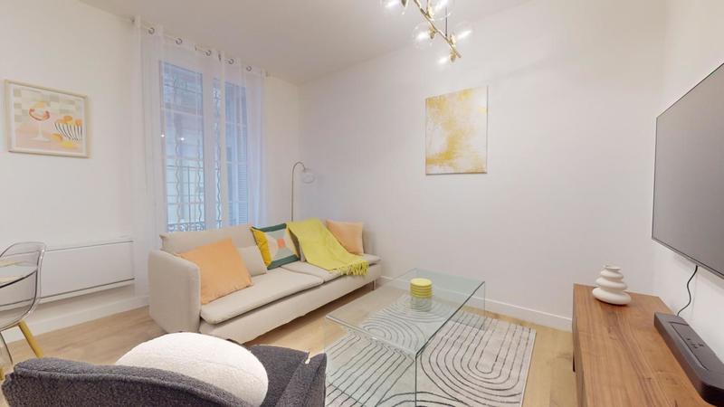 Appartement - 77 m² - 5 pièces