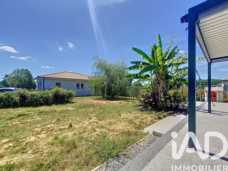 Maison - 140 m² - 5 pièces