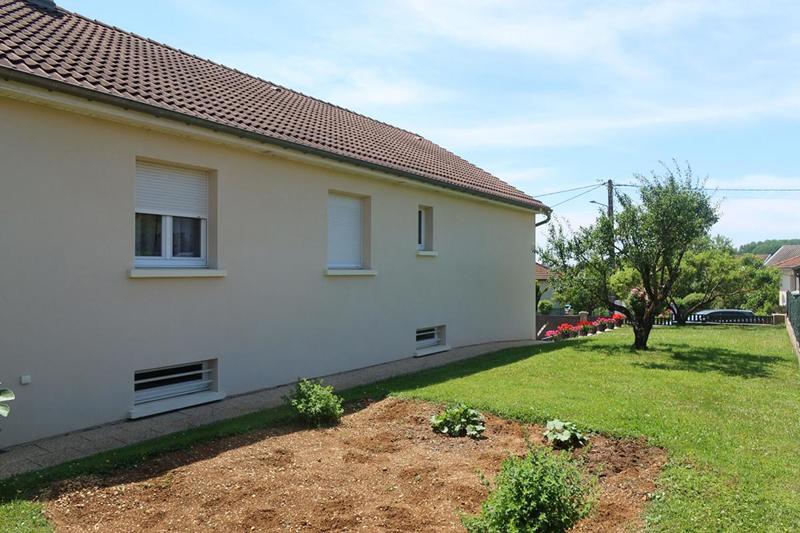 Maison traditionnelle - 121 m² - 6 pièces