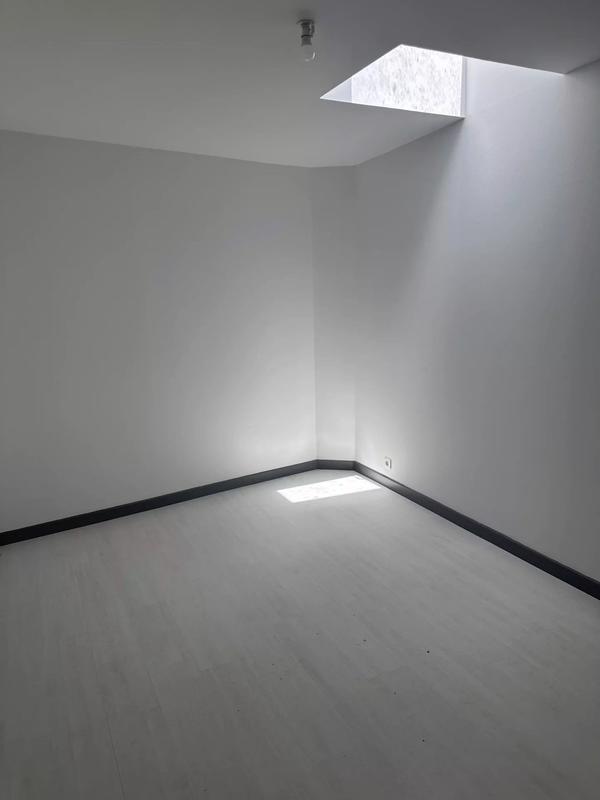 Maison - 92 m² - 5 pièces