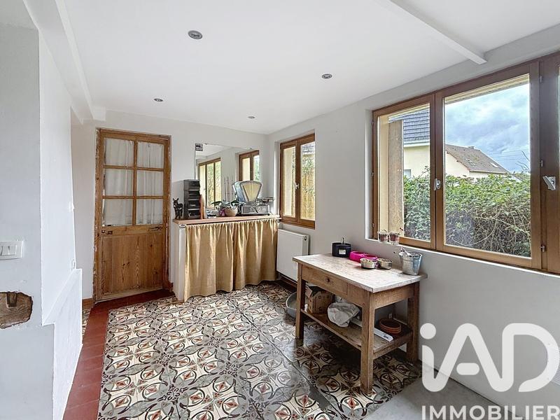 Maison - 225 m² - 7 pièces