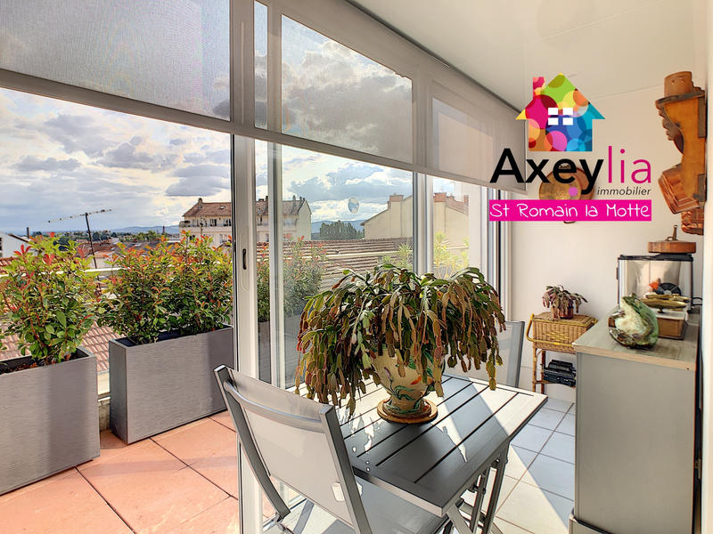 Appartement - 179 m² - 7 pièces