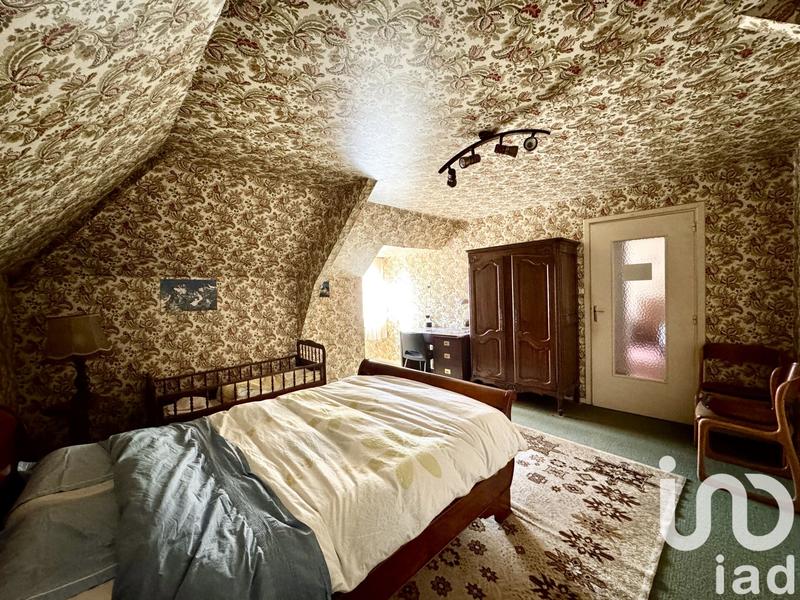 Maison - 179 m² - 8 pièces