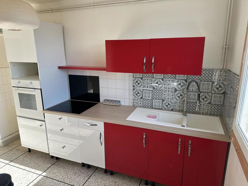 Maison - 184 m² - 9 pièces