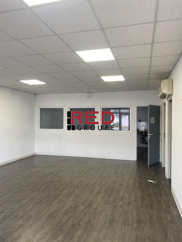 Local d'activités - 90 m²