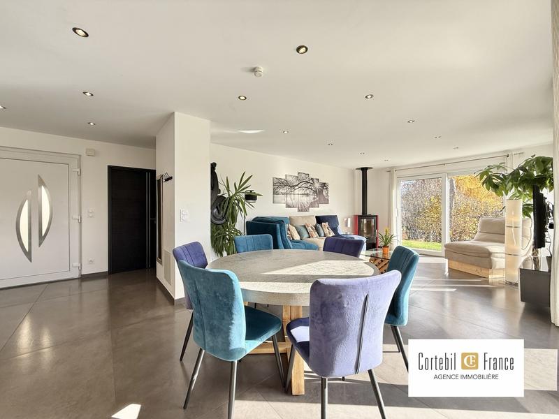 Villa - 133 m² - 5 pièces