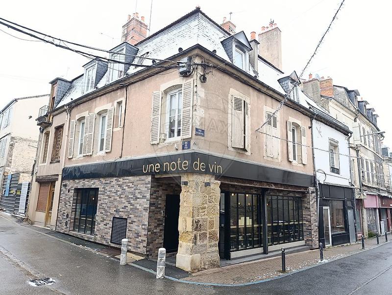 Immeuble - 58 m² - 6 pièces