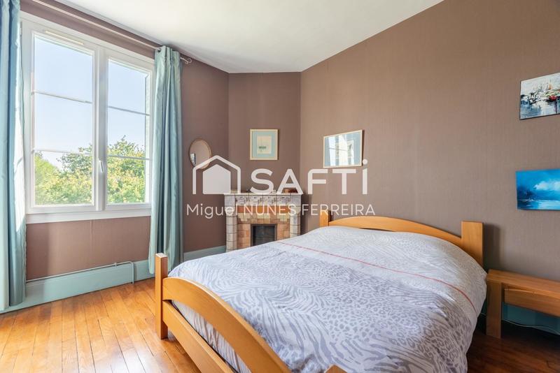 Maison - 206 m² - 10 pièces