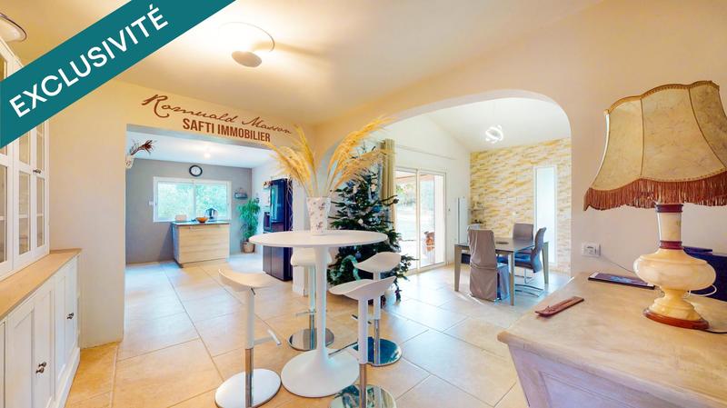 Maison - 240 m² - 9 pièces