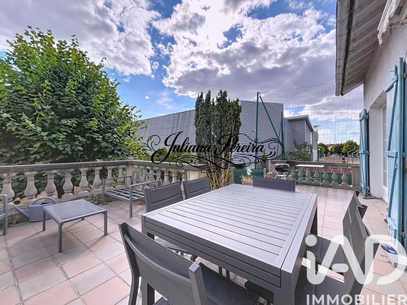 Maison - 142 m² - 7 pièces