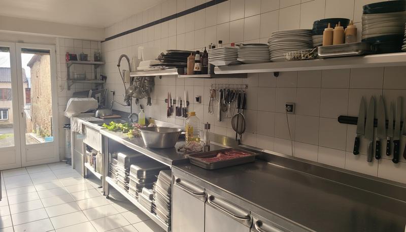 Maison - 300 m² - 10 pièces