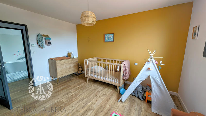 Villa - 190 m² - 6 pièces