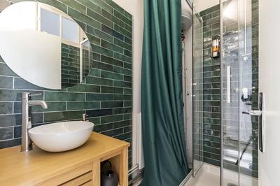 Immeuble - 110 m² - 6 pièces