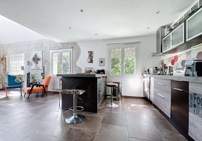 Maison - 125 m² - 6 pièces