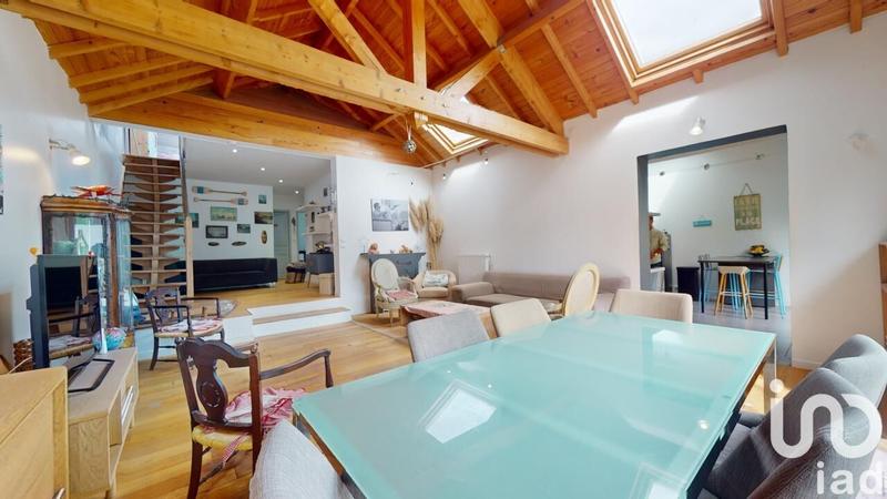 Maison - 128 m² - 5 pièces