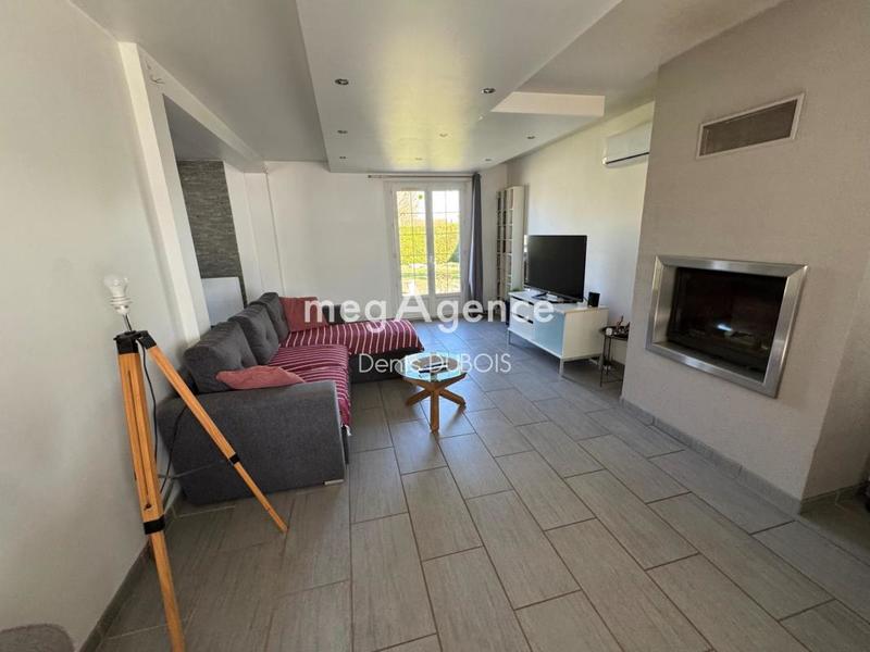 Maison traditionnelle - 110 m² - 5 pièces