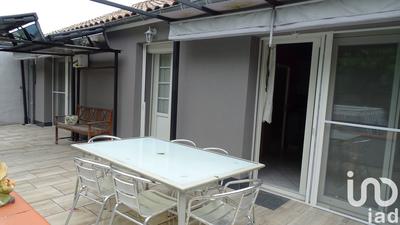 Maison de ville - 200 m² - 4 pièces