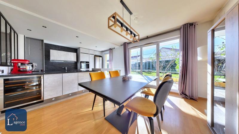 Appartement - 72 m² - 3 pièces