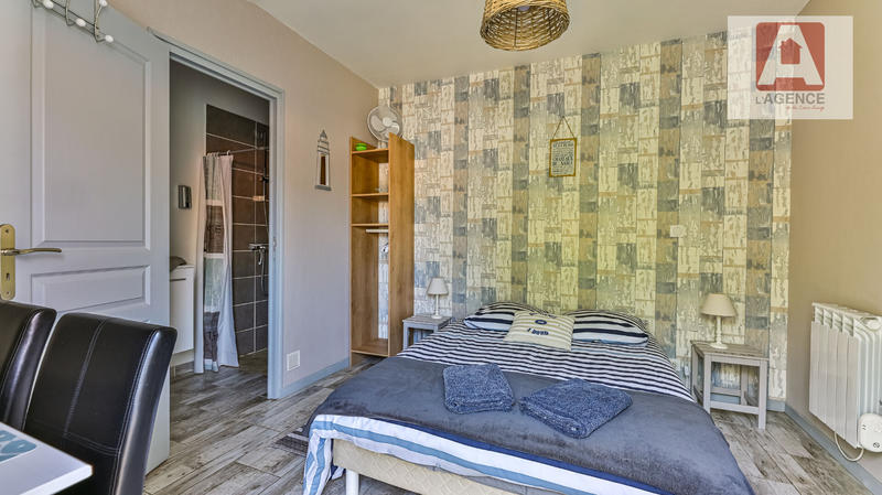 Maison - 183 m² - 7 pièces