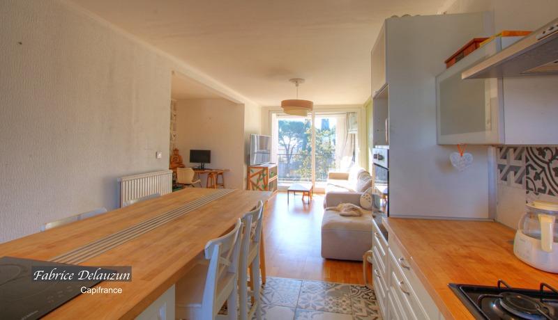 Appartement - 80 m² - 3 pièces