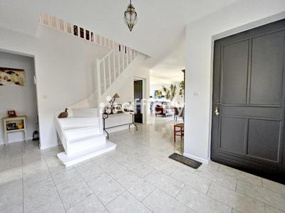 Maison - 175 m² - 8 pièces